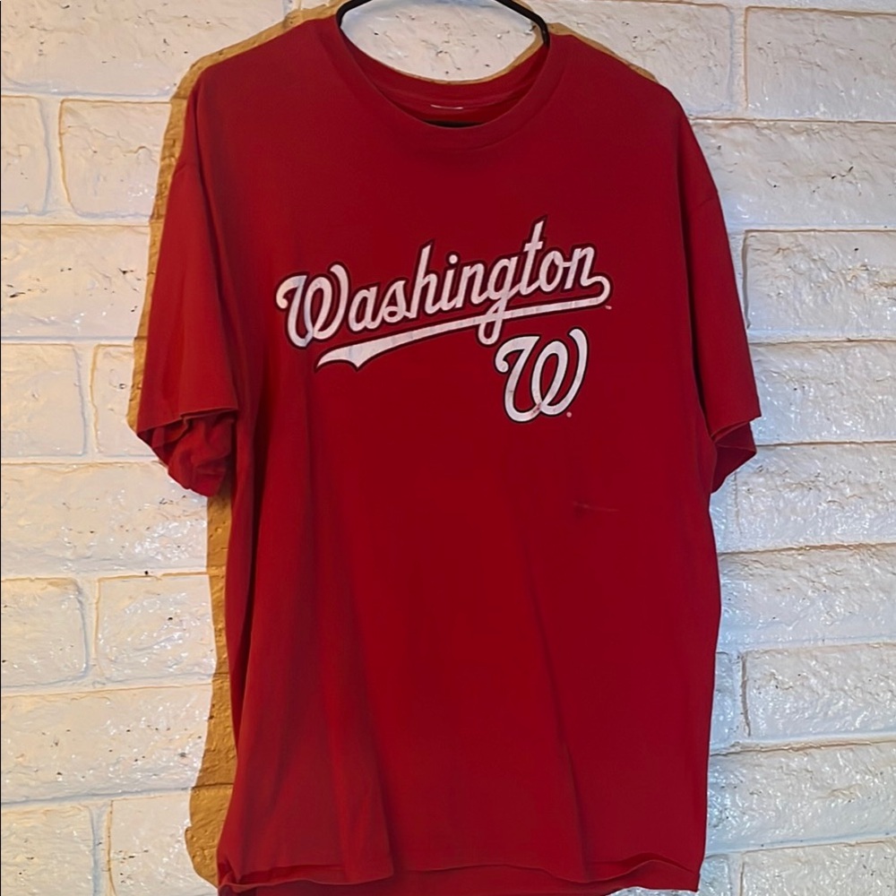 Washington Nationals Bryce Harper Red T-Shirt (Missing Tag)